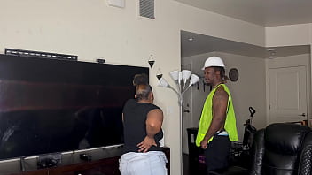 Construction Worker Slut Kendale Give His Client A Gigantic dark-hued man meat While On The Job