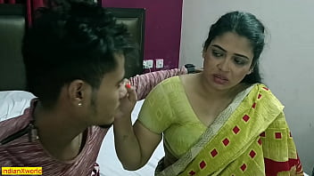 TV Mechanic tear up warm bhabhi at her room! Desi Bhabhi Hump