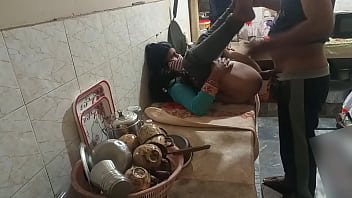 Desi Indian stepsister has rock hard bang-out in kitchen, Bhai ne bahan ki kitchen me jabardasti chudai ki, Clear hindi audio