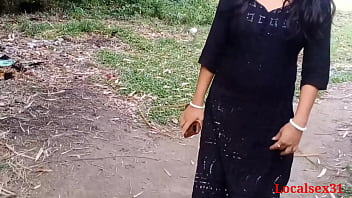 Dark-hued Clower Dress Bhabi Bang-out In A outdoor ( Official Vid By Localsex31)