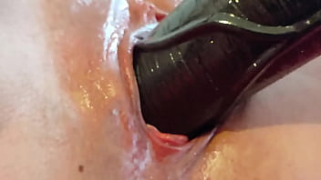 Close-up Ample Prick Faux-cock